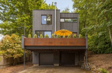 A '90s Postmodern Seattle Home Reimagined for Nature + Modern Life