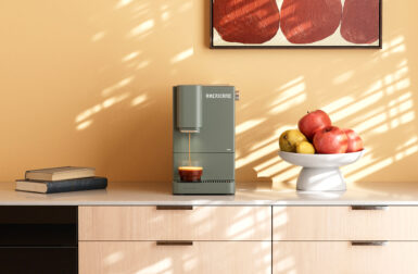 Terra Kaffe Demi Is a Compact Café-Quality Espresso Machine