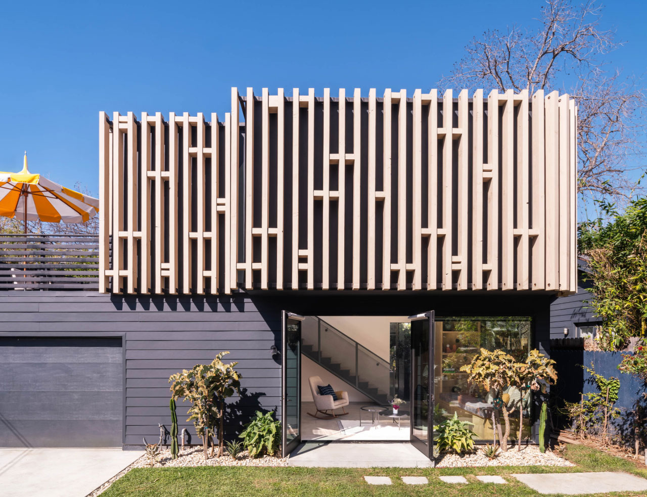 F5: Susan Nwankpa Gillespie on Photos of Nigeria, Textile Art, the Pyramids of Teotihuacan + More